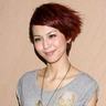 teknik pasang roulette Anna Saito usually wears a well-defined hairstyle because of her job as an announcer